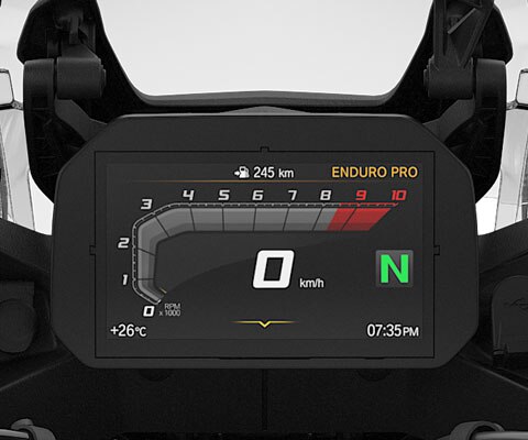 Vediamo il display TFT da 6,5" della F 850 GS Adventure.