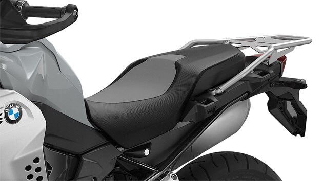 Vediamo la sella comfort della F 850 GS Adventure.