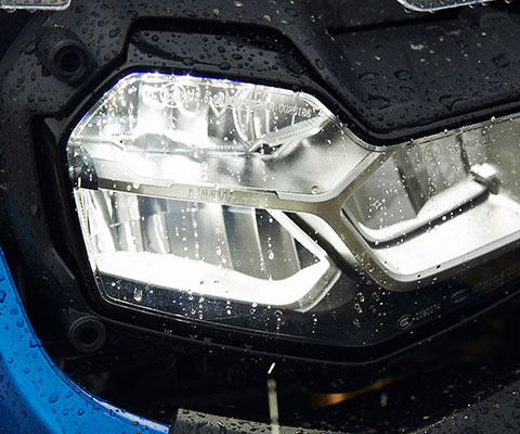 Il faro a LED della nuova BMW F 850 GS Adventure