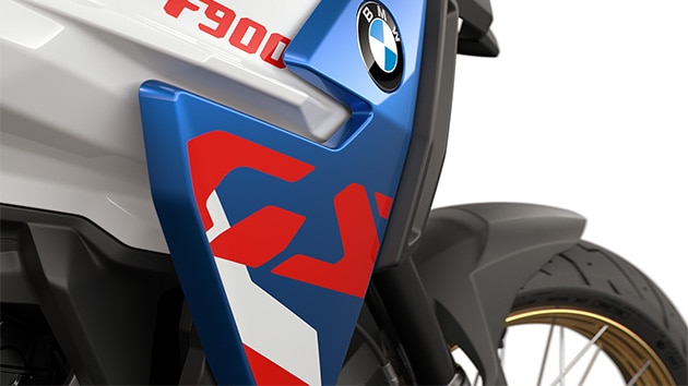 Protezione mani Enduro con braccio in metallo per la F 900 GS nella versione GS Trophy