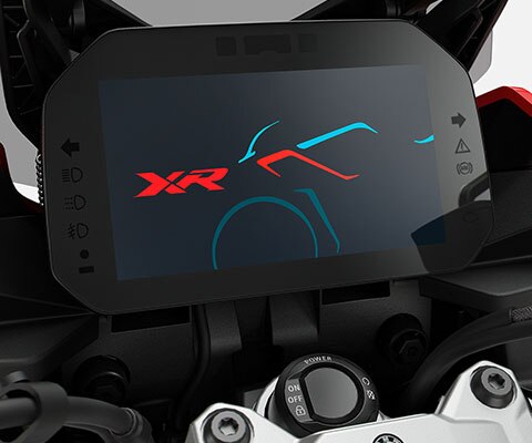 Vediamo il display a colori TFT della F 900 XR.