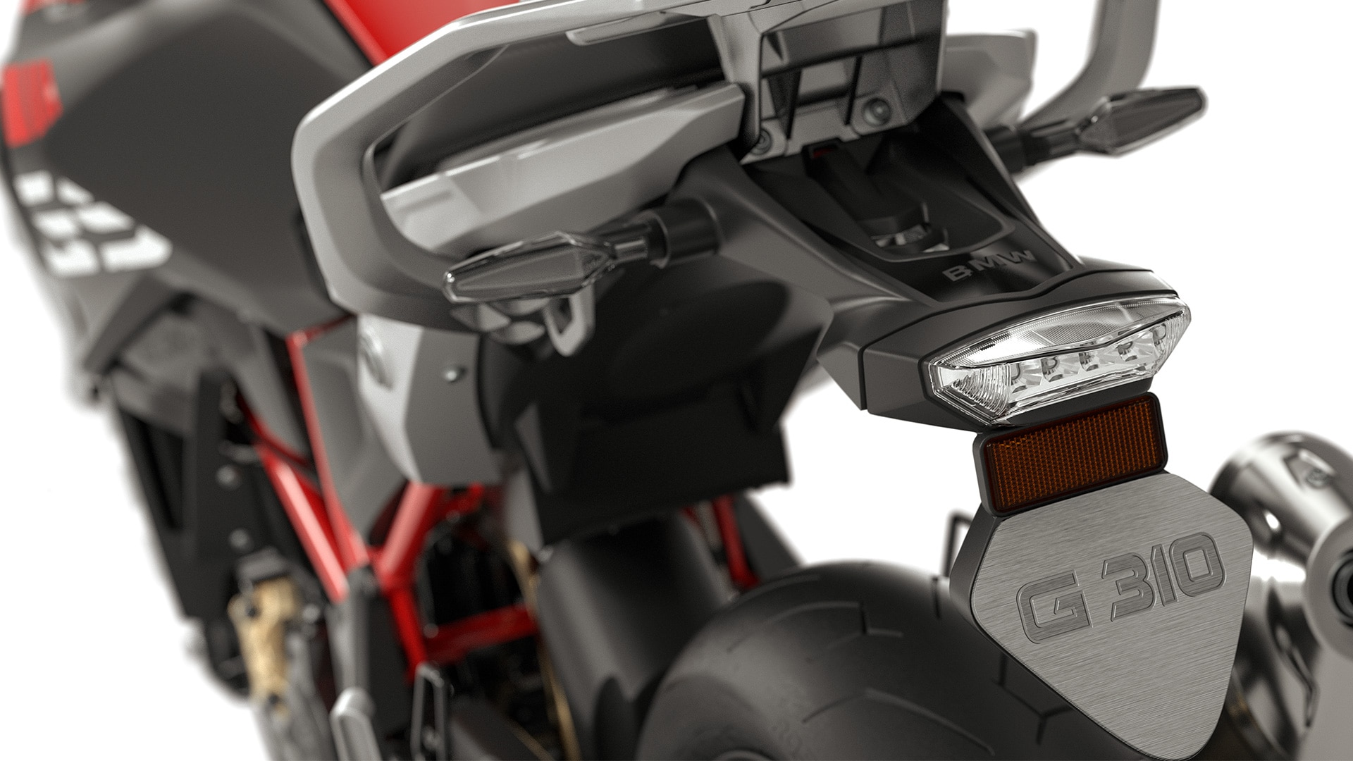 Vediamo il portatarga della G 310 GS.