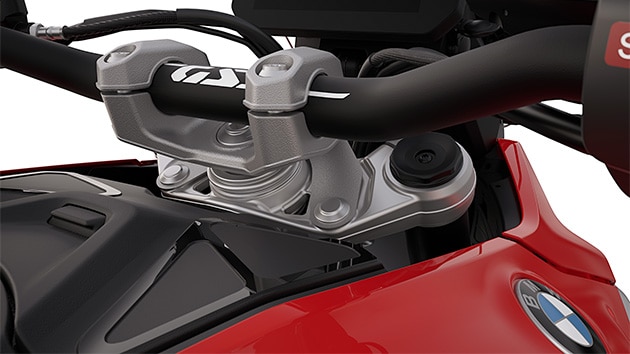 L’elemento triangolare con BMW EVO Telelever della R 1300 GS di BMW Motorrad
