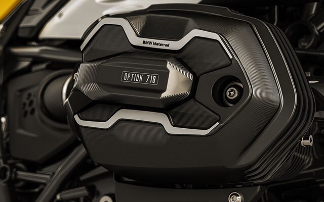 Vediamo il coperchio della testata cilindri della R nineT Urban G/S.