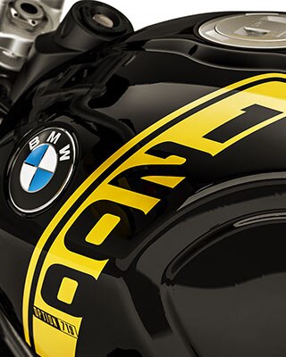 Vediamo la scritta 1200 cc sul serbatoio della R nineT Urban G/S.
