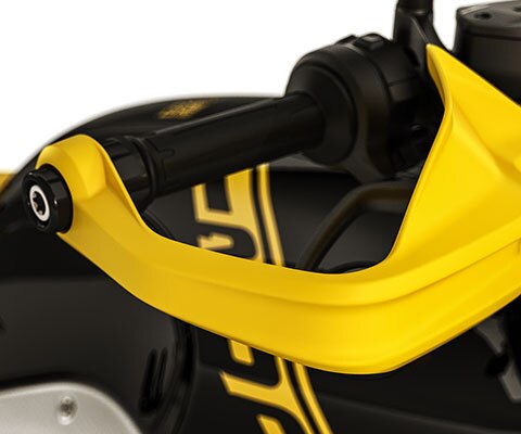 Vediamo il paramani giallo della R nineT Urban G/S.