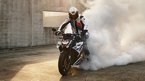M R con burnout