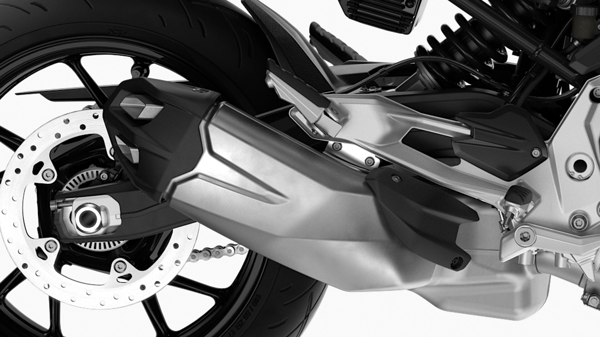 Lo scarico corto sottolinea il dinamismo della F 900 R.