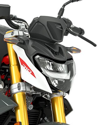 Vediamo il faro a LED di serie e l'indicatore di direzione a LED della G 310 R.