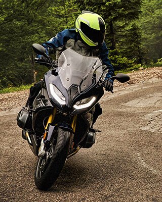 R 1250 RS tornante