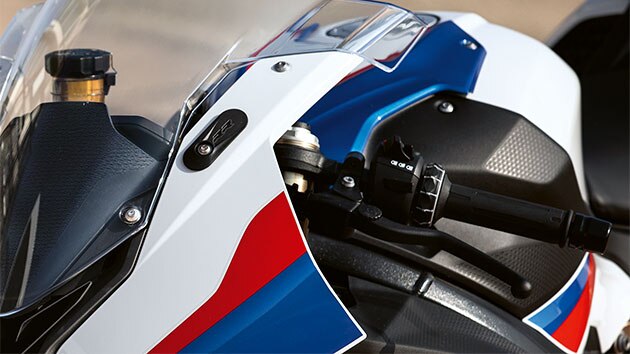 BMW RR Multicontrol sul manubrio