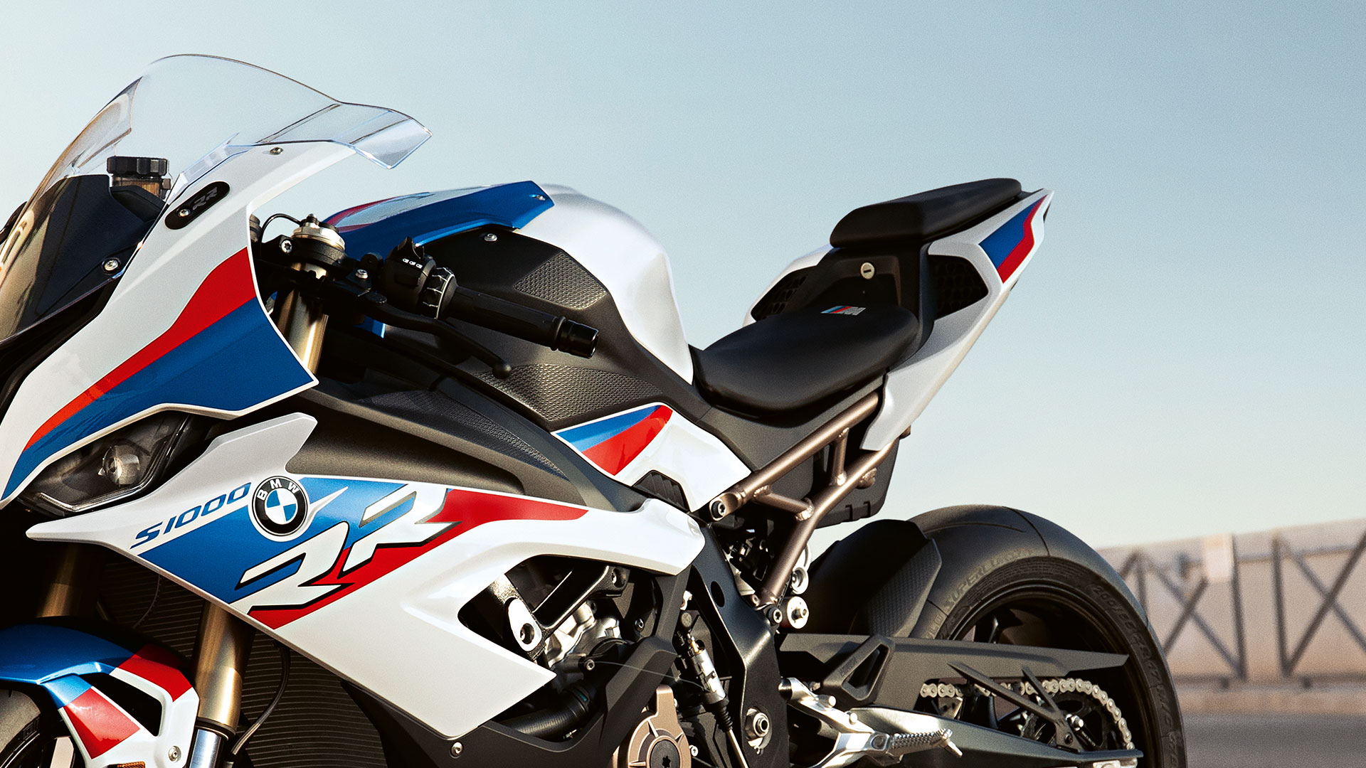 Sella sportiva M della nuova BMW RR
