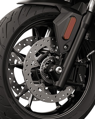 Il C 400 X di BMW Motorrad con ABS Pro