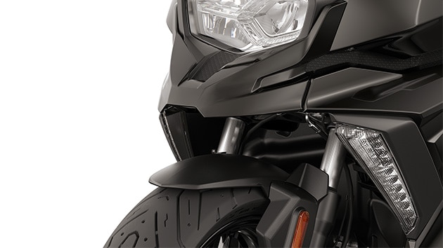 Il C 400 X di BMW Motorrad con Headlight Pro opzionale