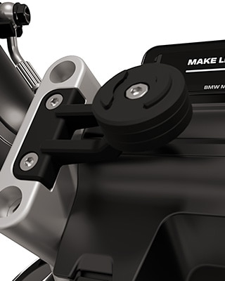 Il supporto per smartphone dal design altamente integrato dell’eParkourer CE 02 di BMW Motorrad