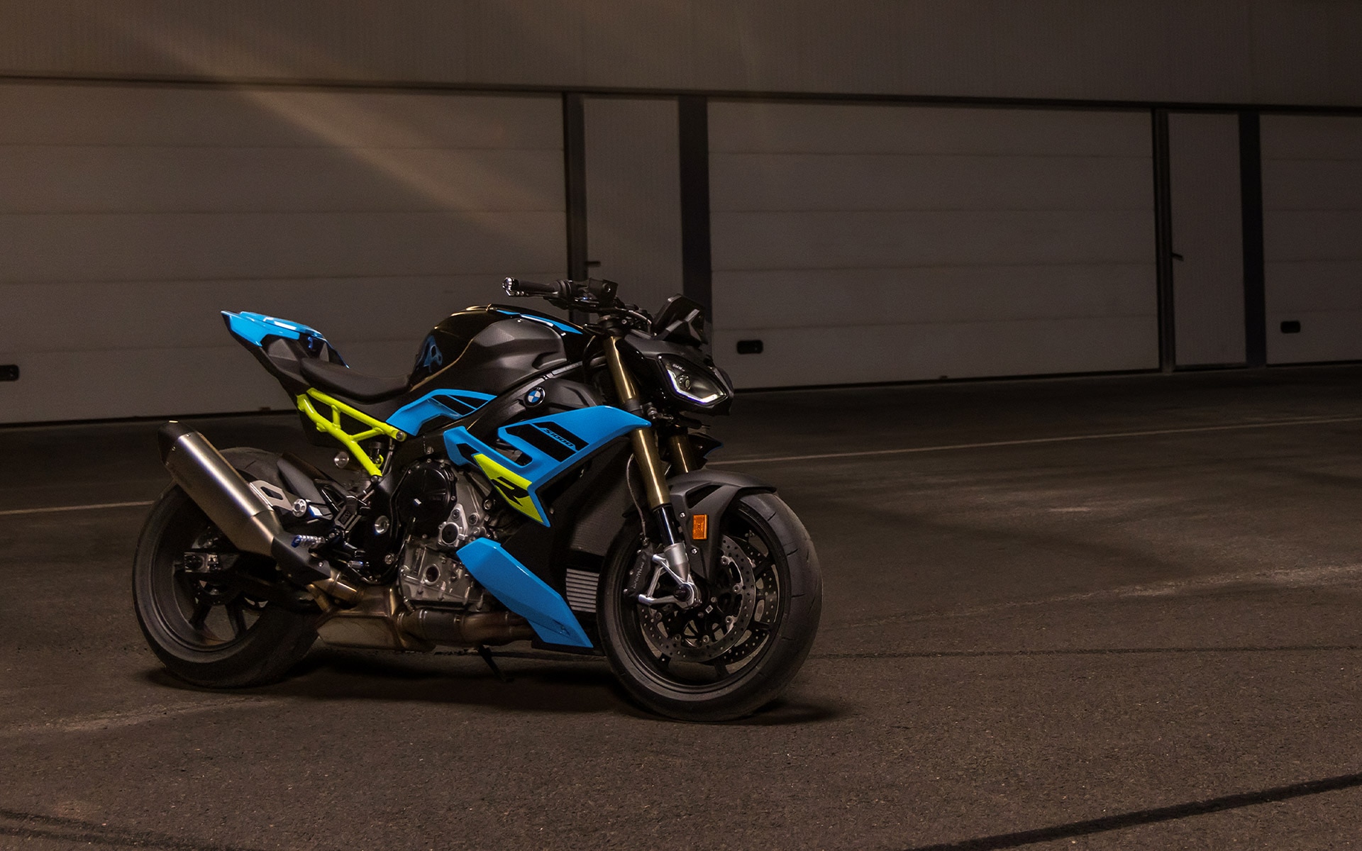 Bmw s1000r deals on sale