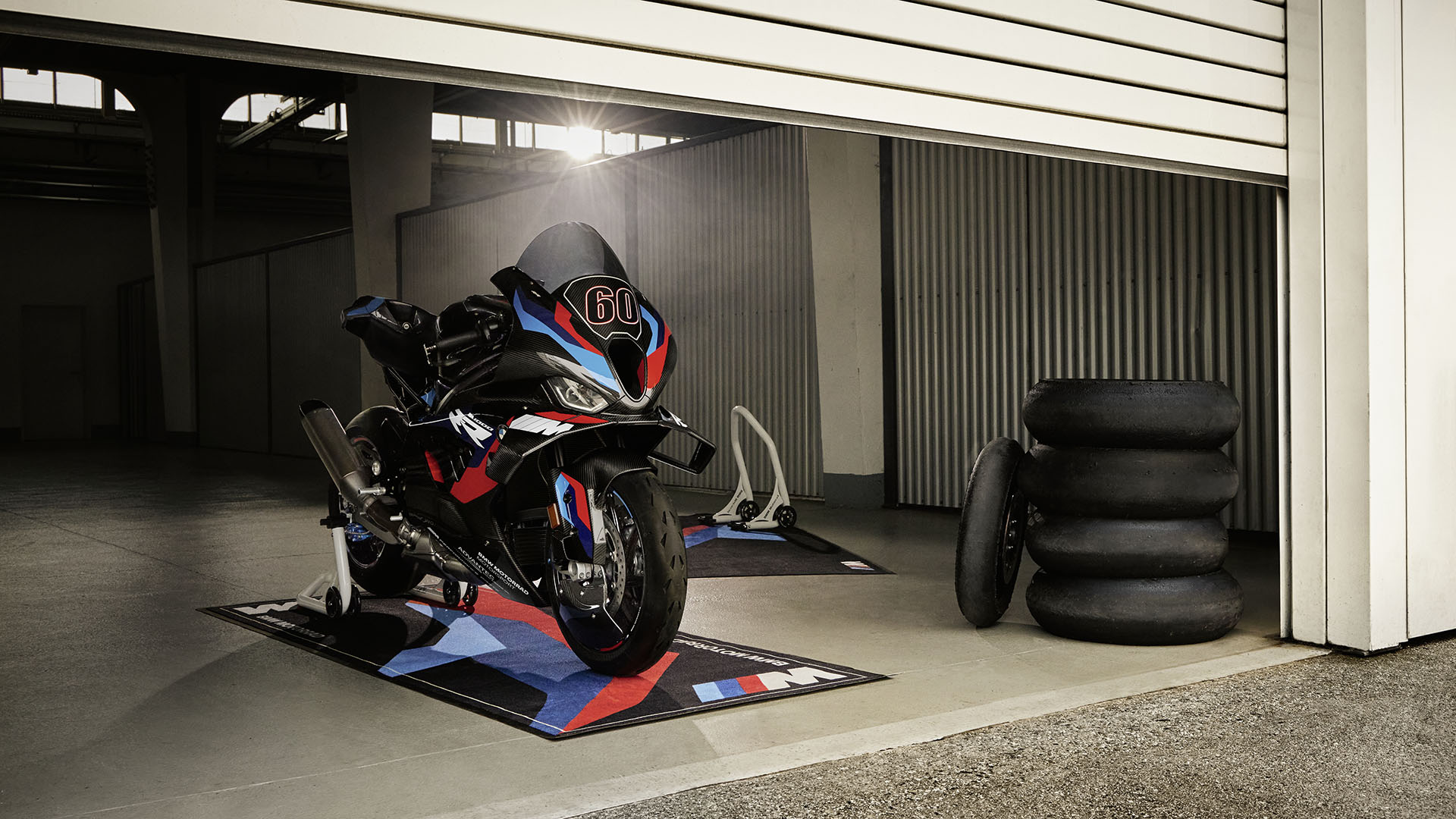 Vediamo in dettaglio alcuni accessori Motorrad.