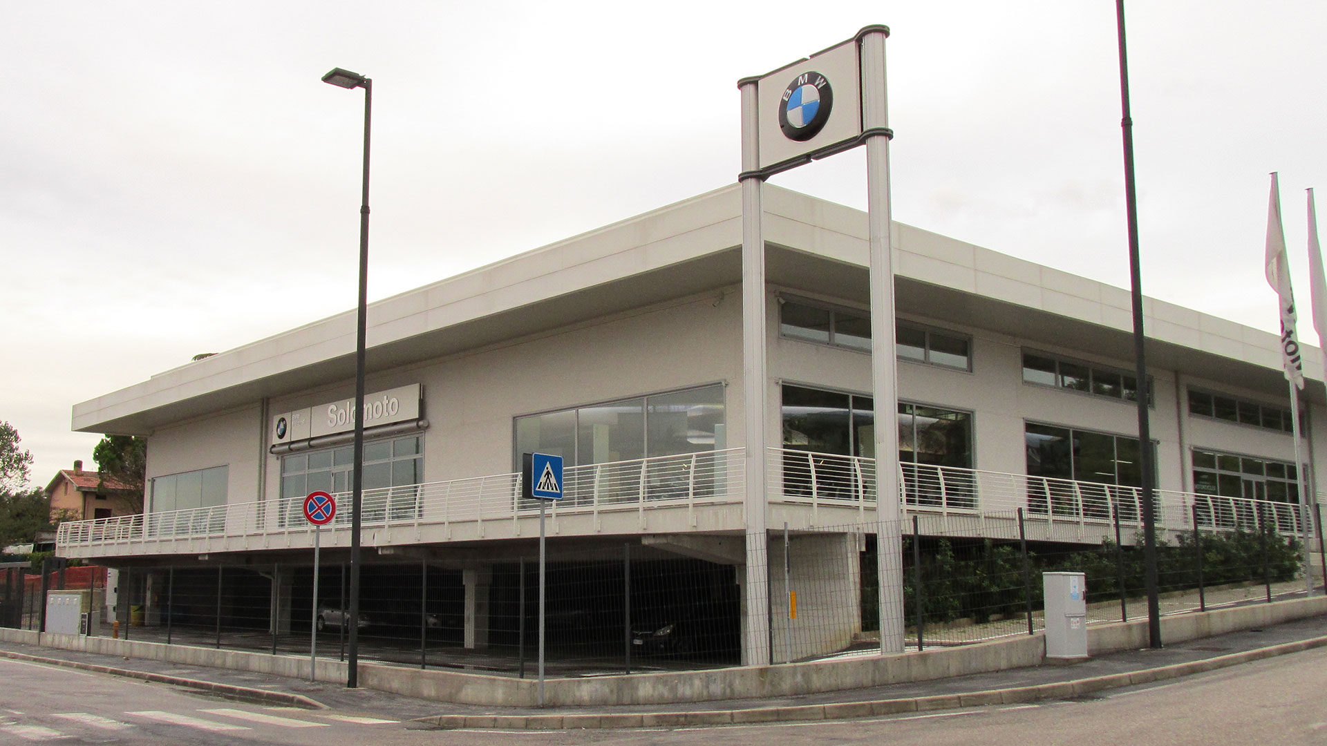 Solomoto di Lazzarini Moto - Concessionaria BMW Motorrad - BMW Motorrad  Italia